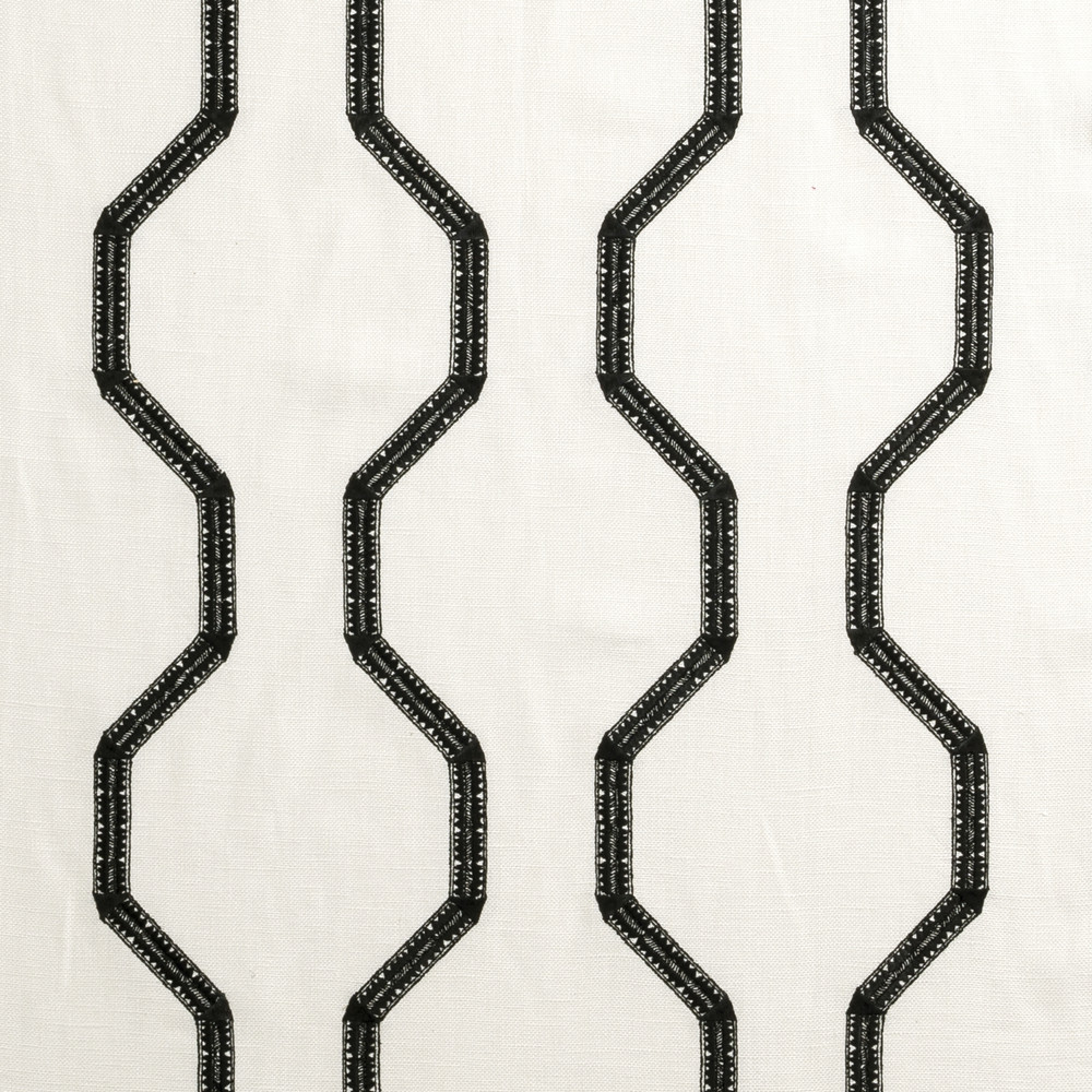 Bw1012 Black / White Fabric by Clarke & Clarke